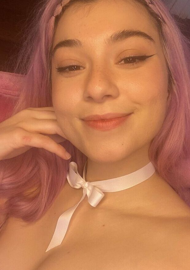 Brei_elle nude