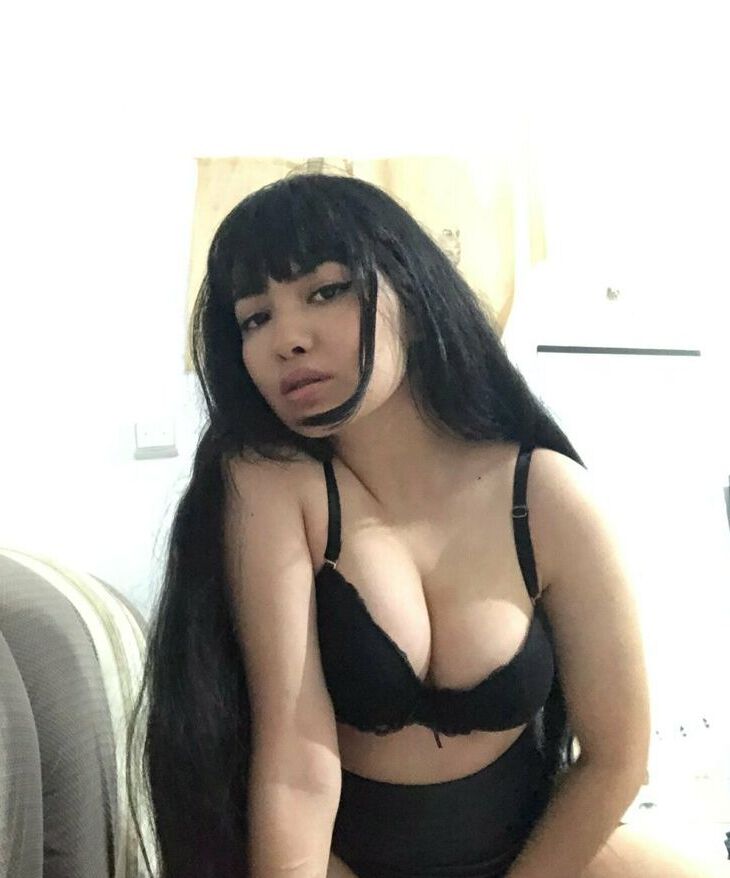 Naomieve nude