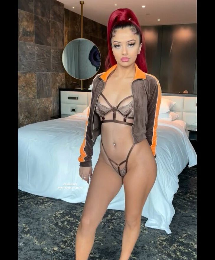 Mishhhaaaaaa nude