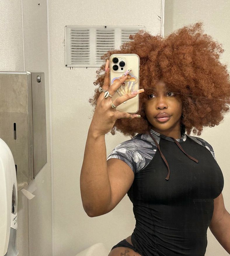 SZA nude
