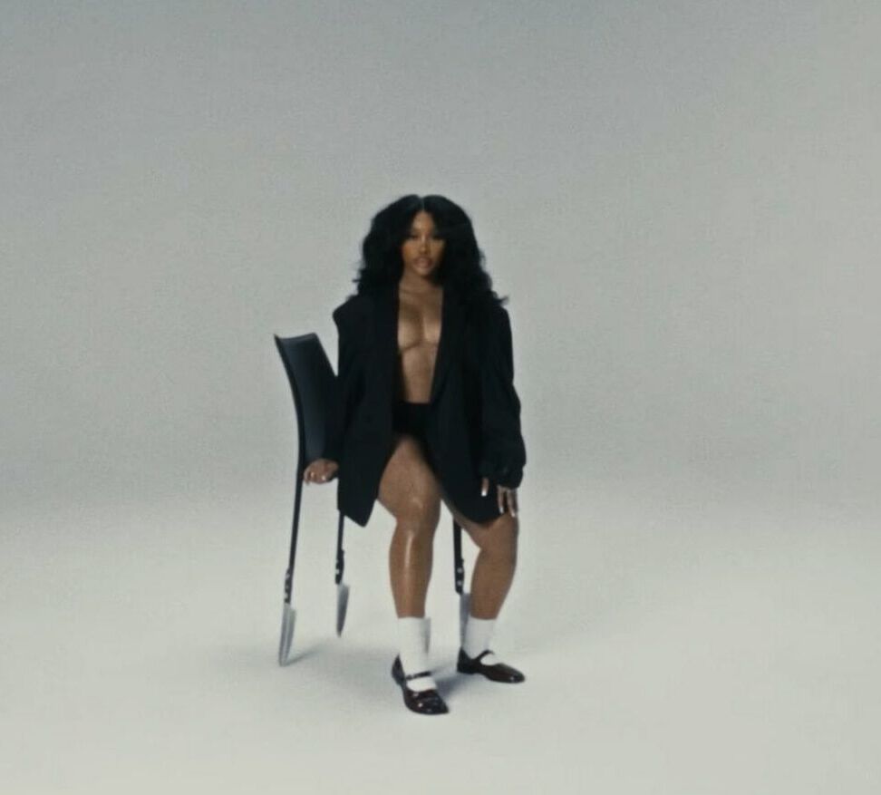 SZA nude
