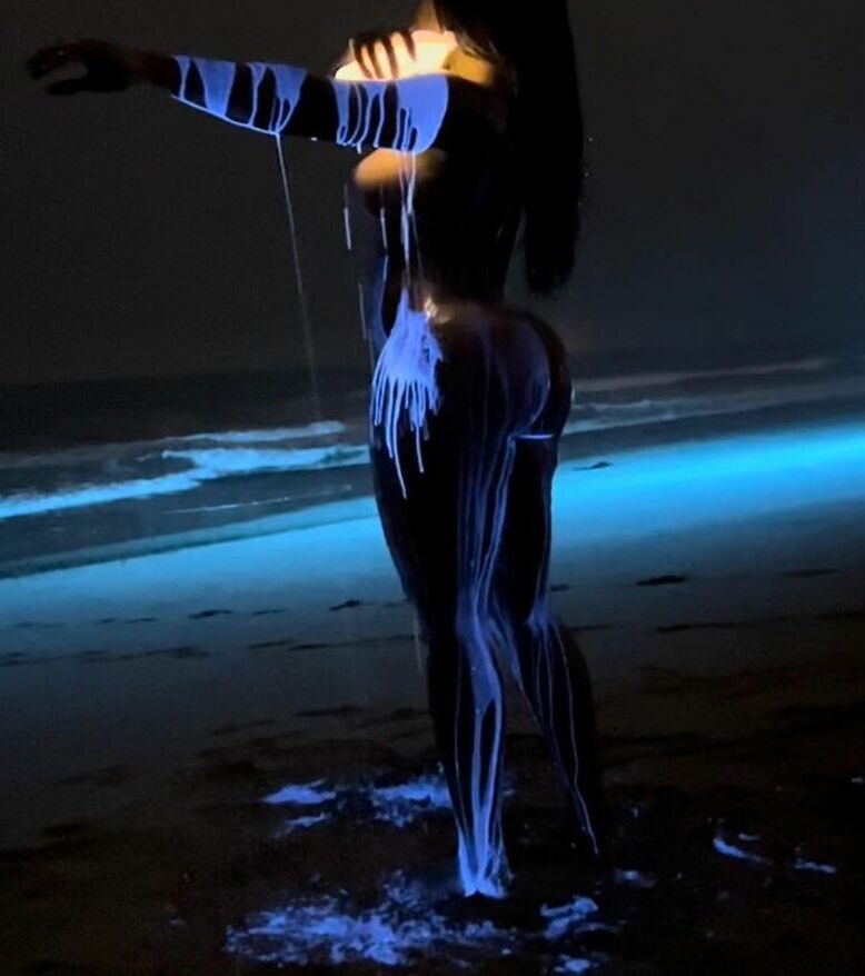 SZA nude