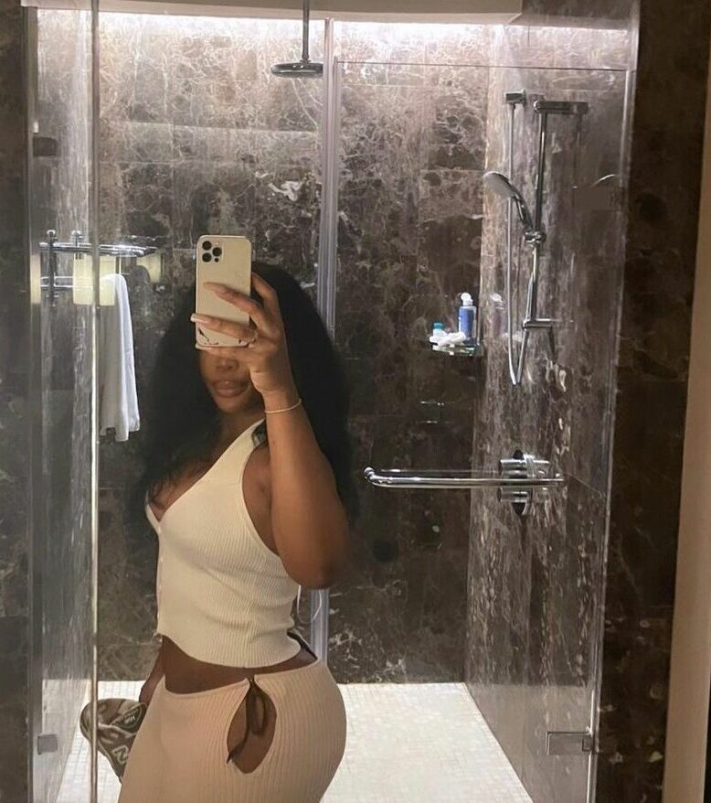 SZA nude