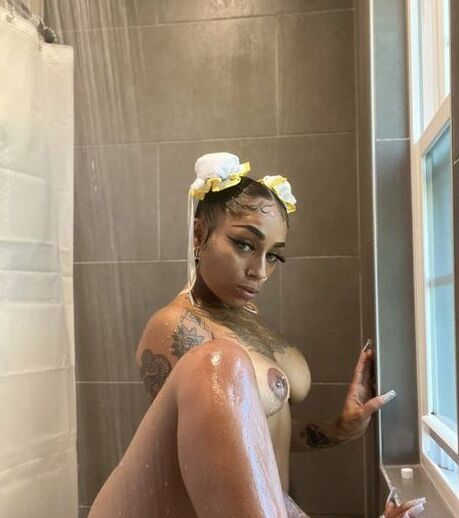 Helloomcfly nude