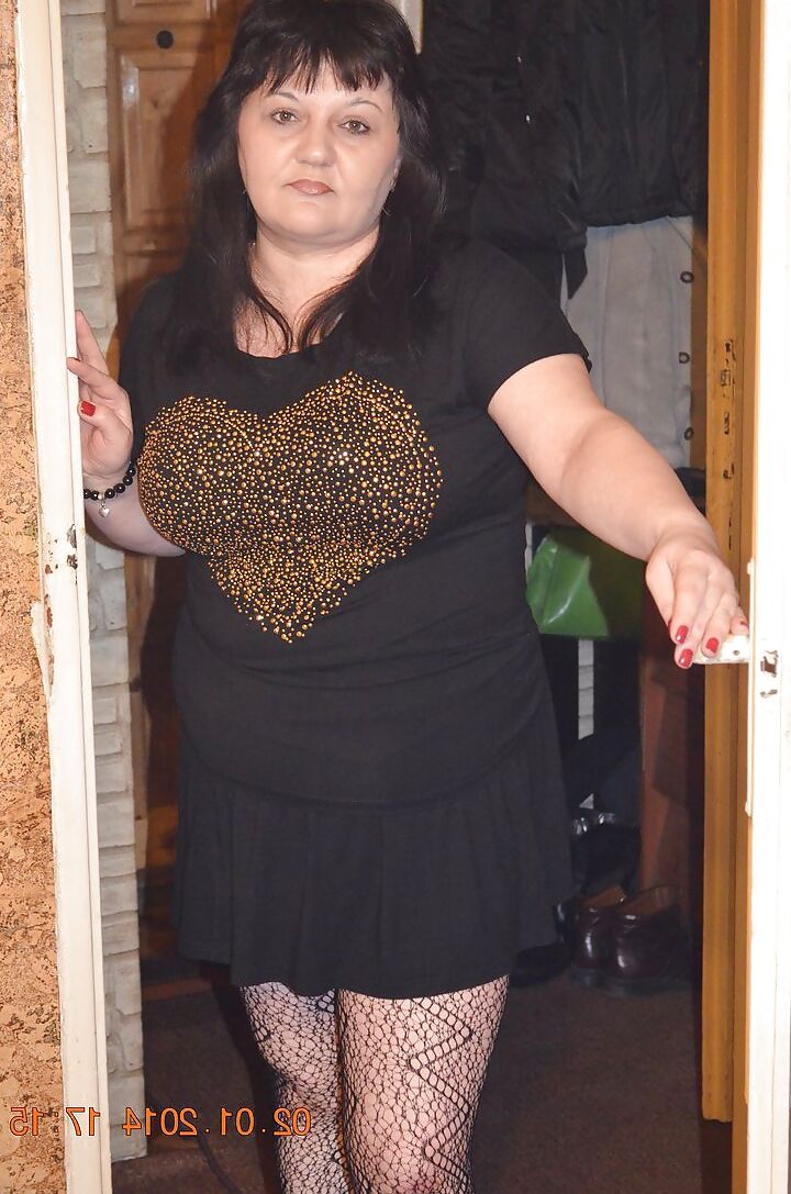 Slutty Mature Housewife