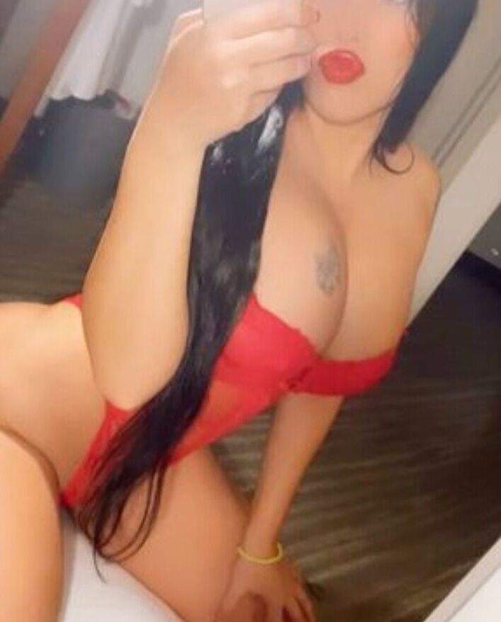 Rubí Dolunayicial nude