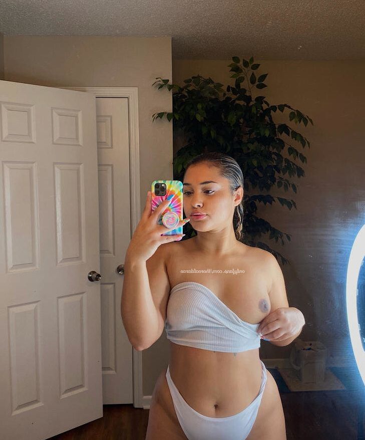 Urfavrae nude