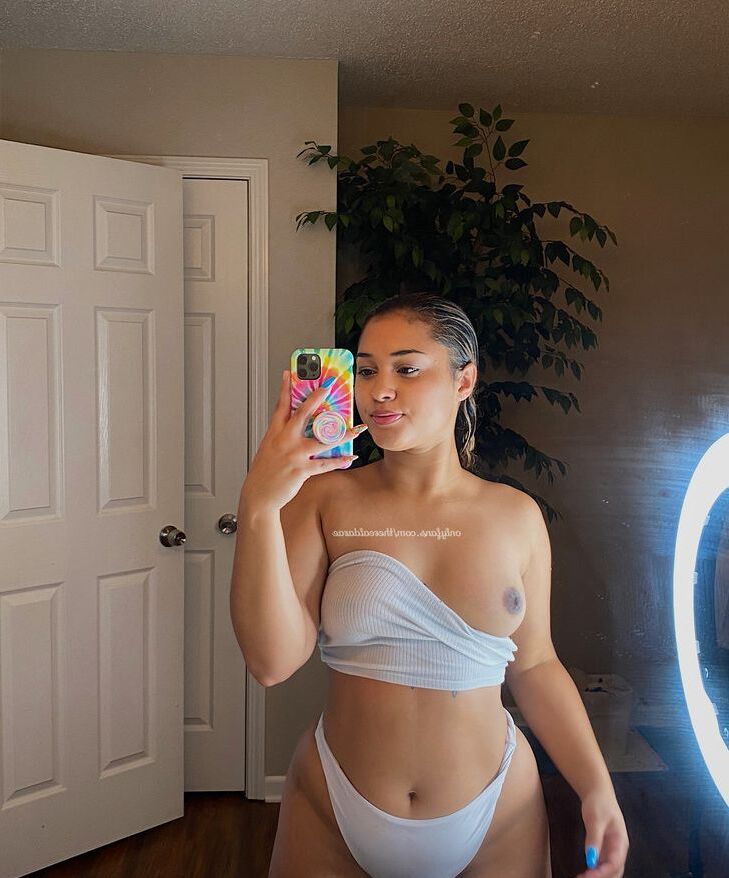 Urfavrae nude
