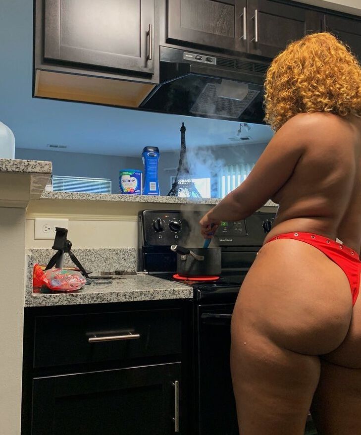 Urfavrae nude