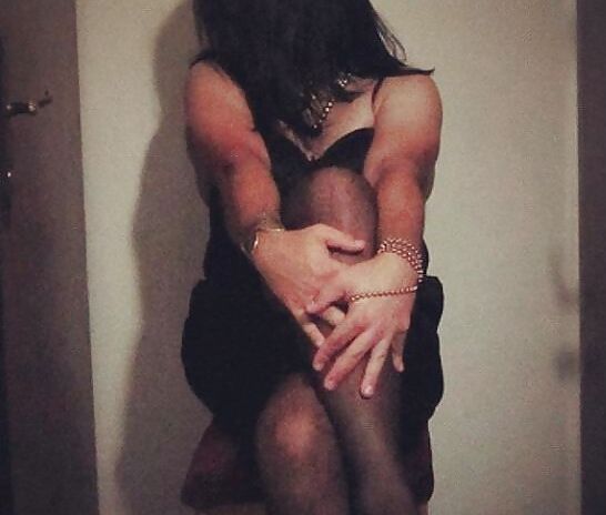 Crossdresser Hande and her feet