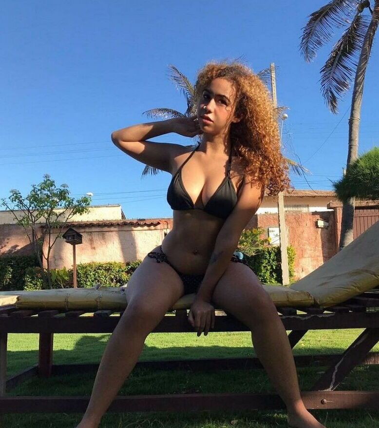 Eduarda Scavo nude