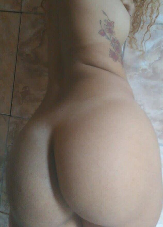 Eduarda Scavo nude
