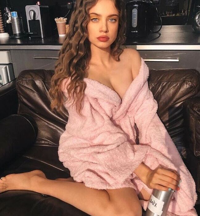 Xenia Tchoumi nude