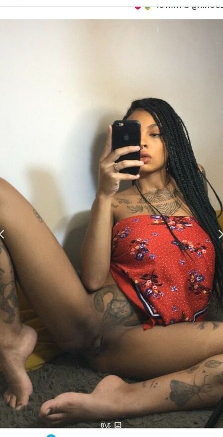 Molive nude