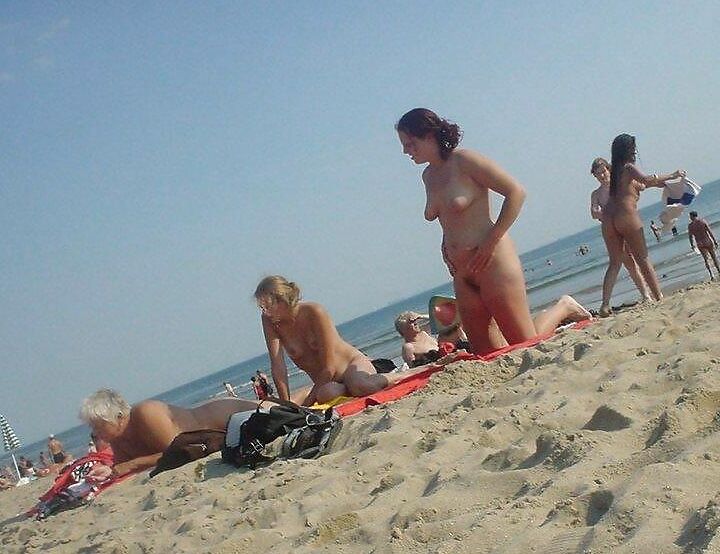 I am a beach nudist
