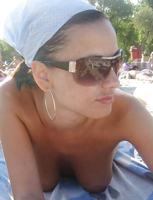 I am a beach nudist