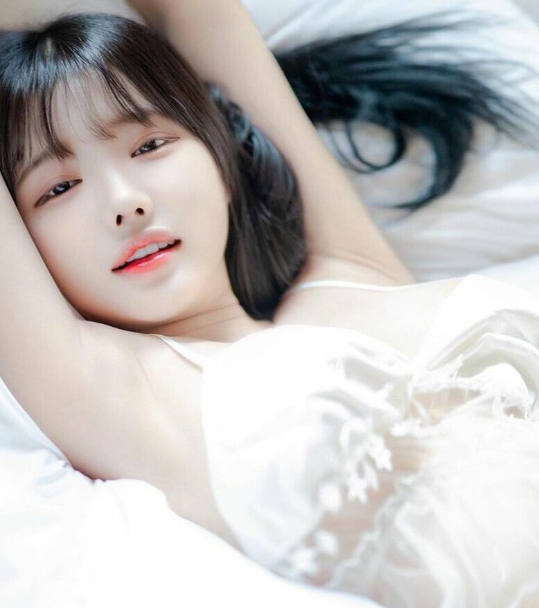 Mina nude