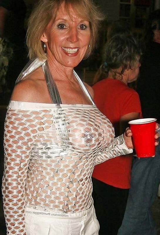 Only the best amateur mature ladies.