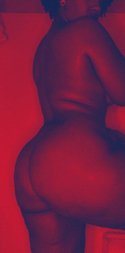 MzGuidedGoddess nude