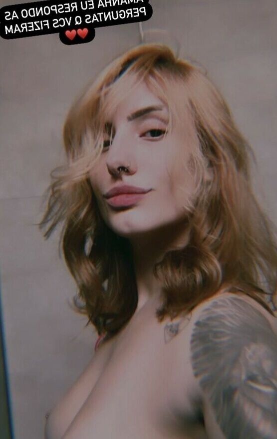 Babirosa nude