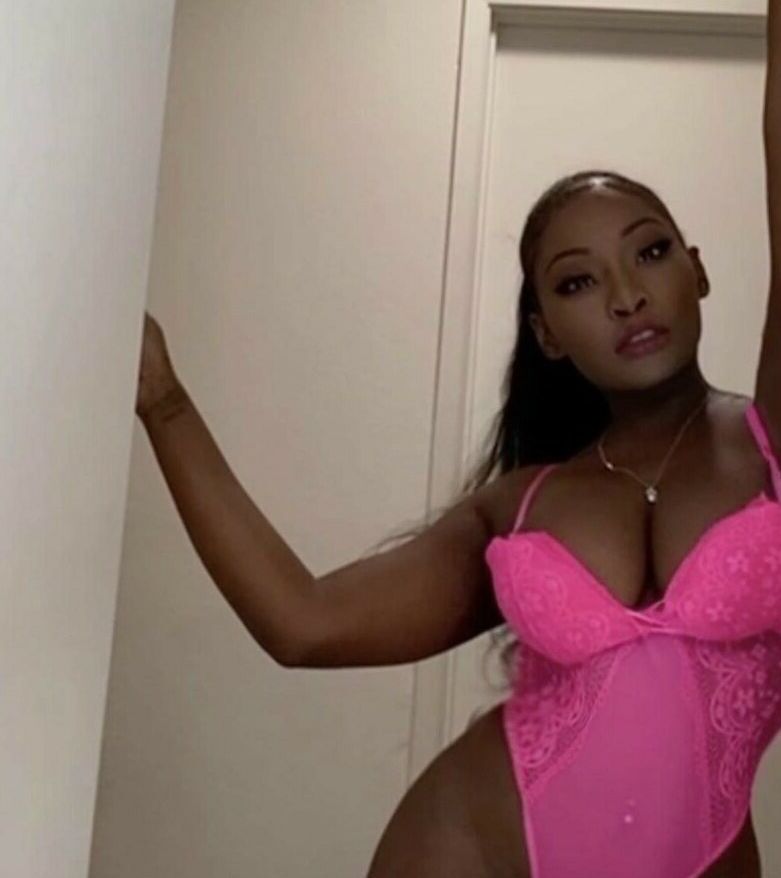 Osa Lovely nude