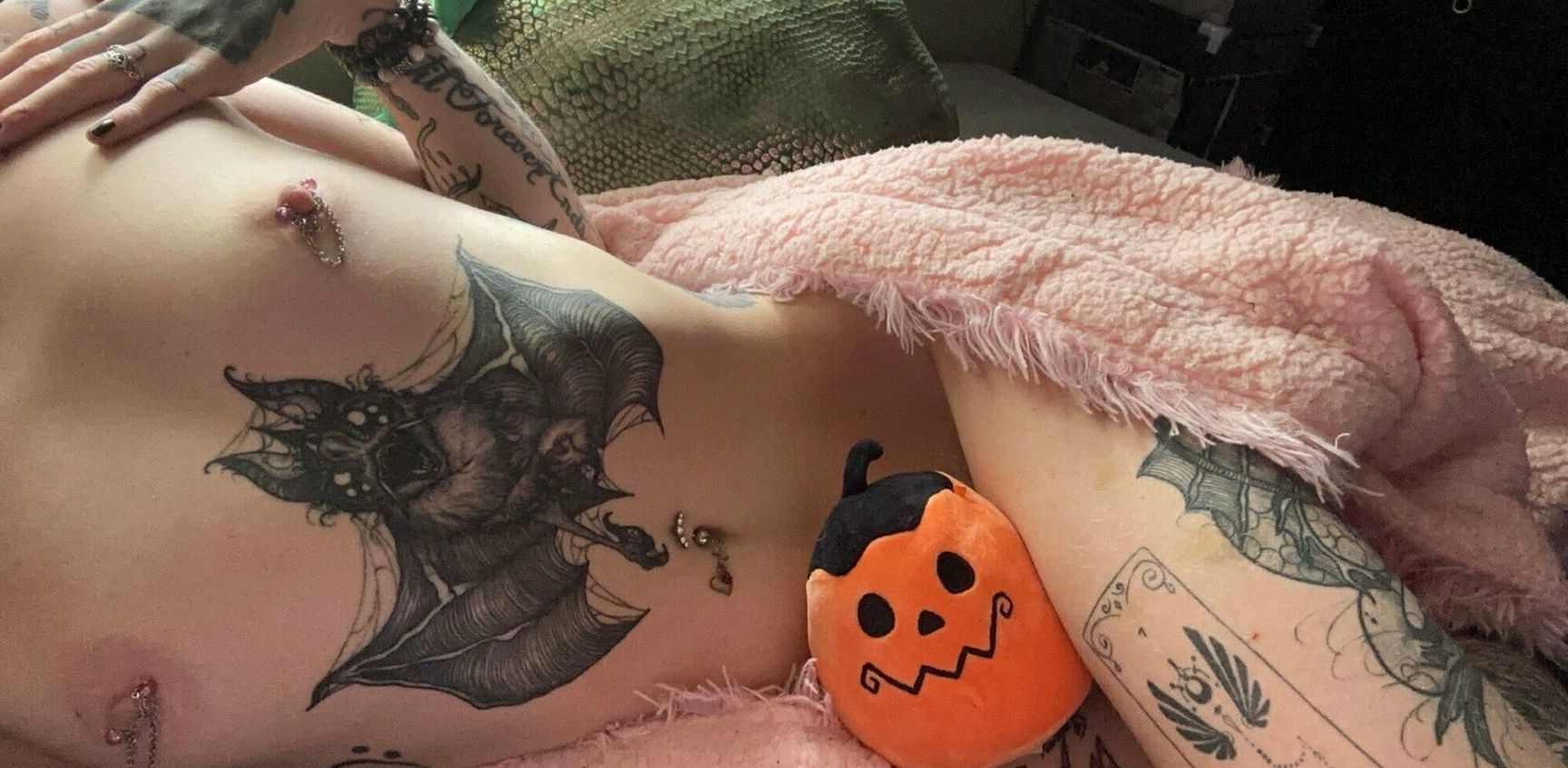 Hayislost nude