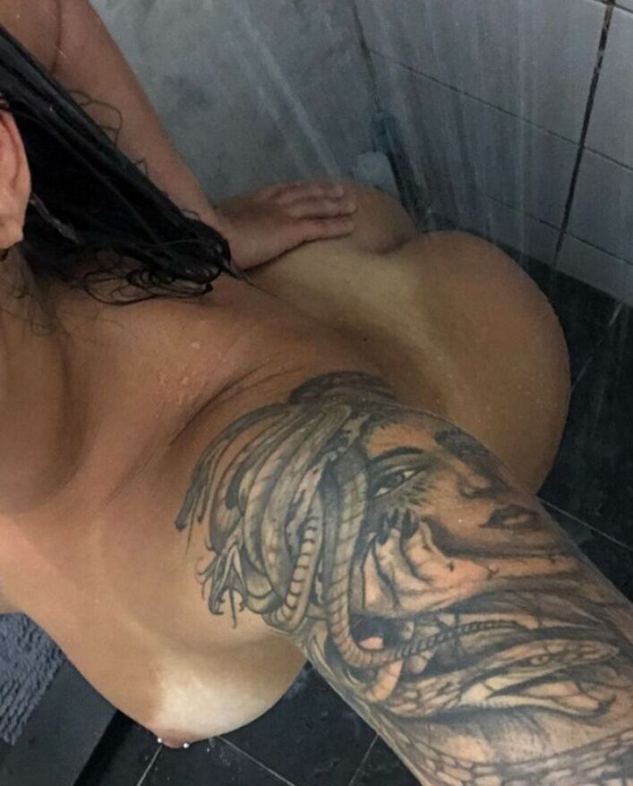Emanuelle Simas nude