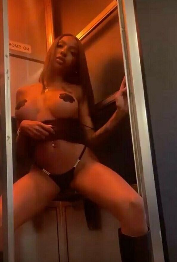 Beckyyyyyyyy nude