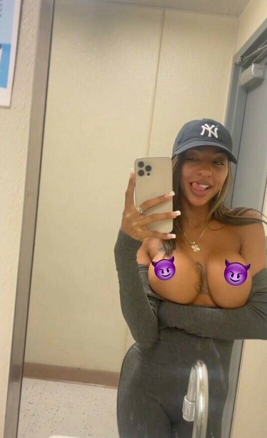 Beckyyyyyyyy nude