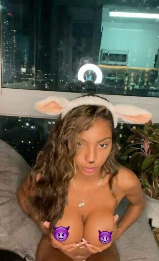Beckyyyyyyyy nude