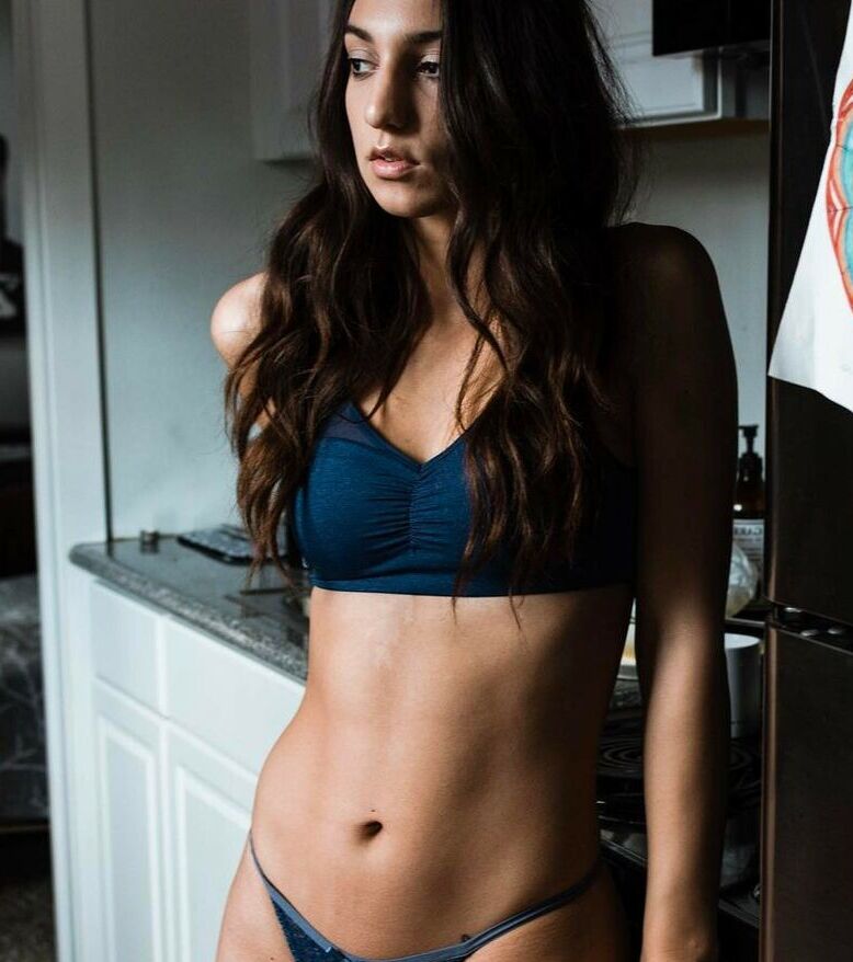 Victoria M&;lynn nude