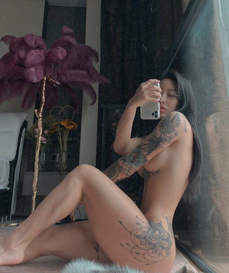 Sangyuxin Hitomi nude