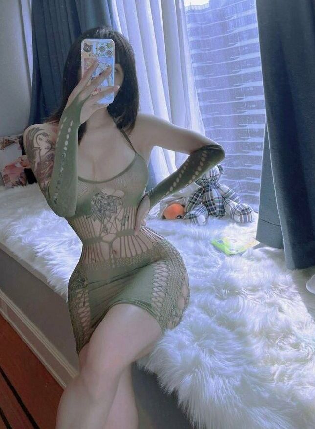Sangyuxin Hitomi nude