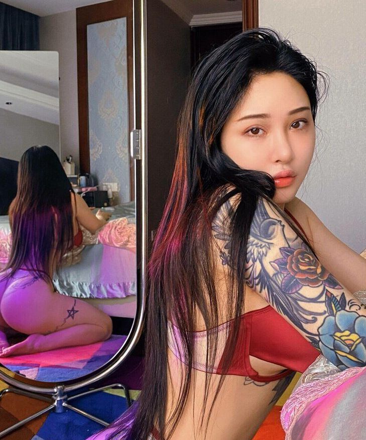 Sangyuxin Hitomi nude