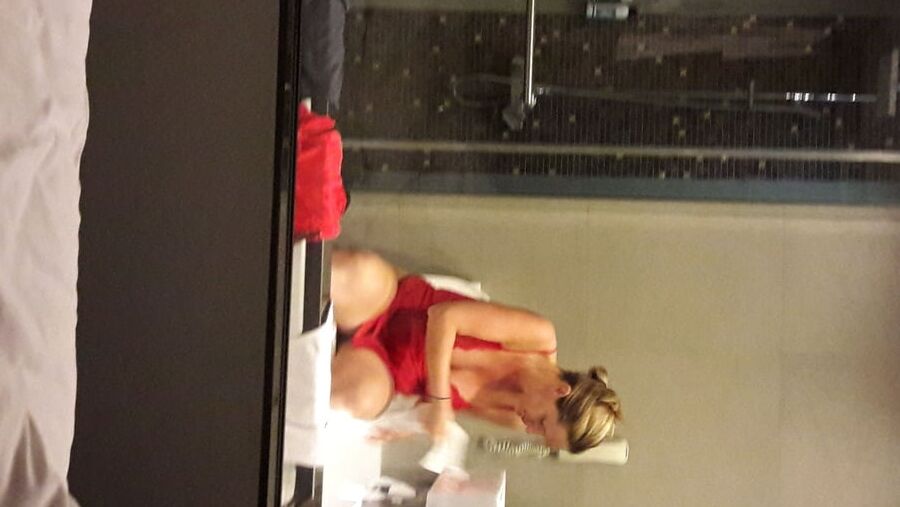 French MILF on vacation