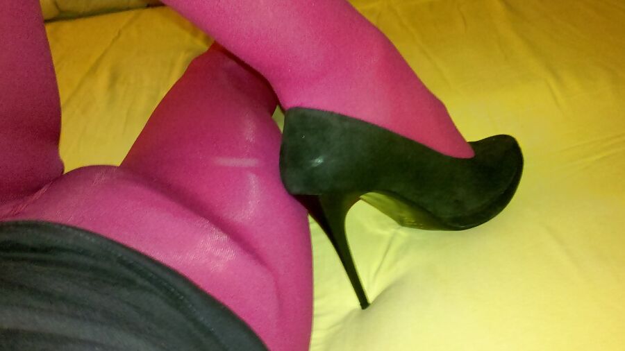 Sega in collant rosa - masterbation in pink pantyhose