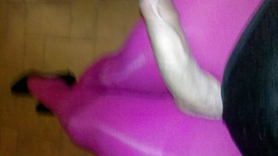 Sega in collant rosa - masterbation in pink pantyhose
