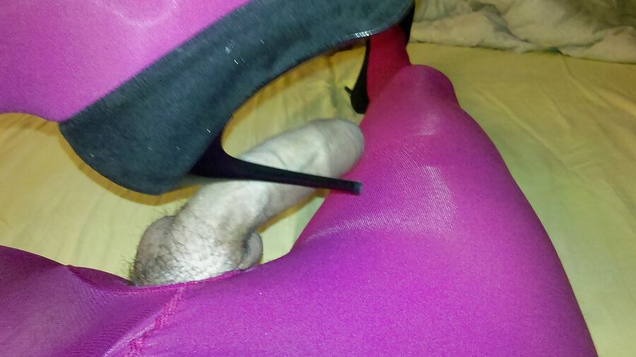 Sega in collant rosa - masterbation in pink pantyhose