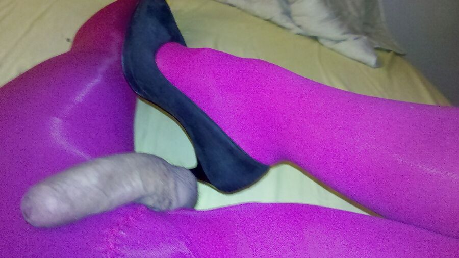 Sega in collant rosa - masterbation in pink pantyhose