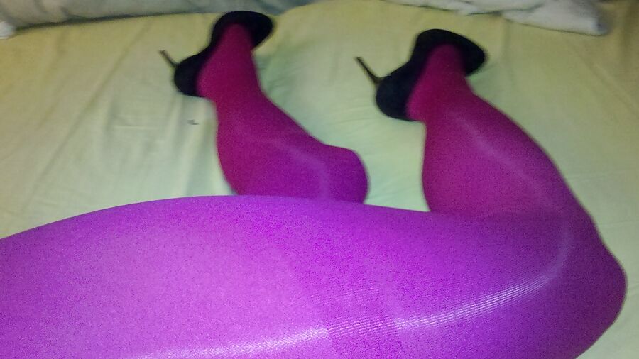 Sega in collant rosa - masterbation in pink pantyhose