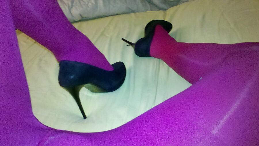 Sega in collant rosa - masterbation in pink pantyhose