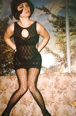 Russian married slut Anna Nikolaeva, now lives in the U.S.