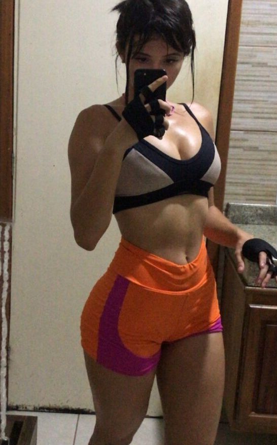 Yasmim Lopes nude