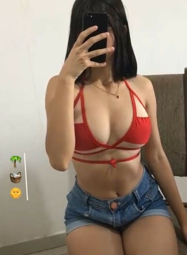 Yasmim Lopes nude