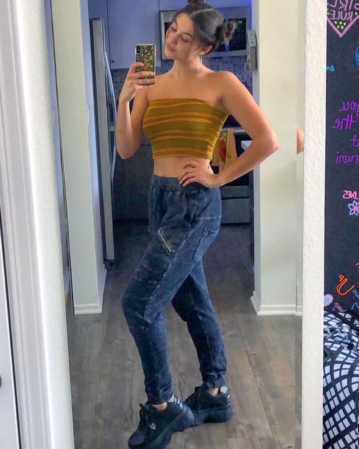 Kira Kosarin