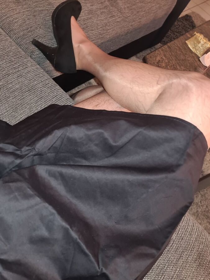 I&;am in stockings and Pumps