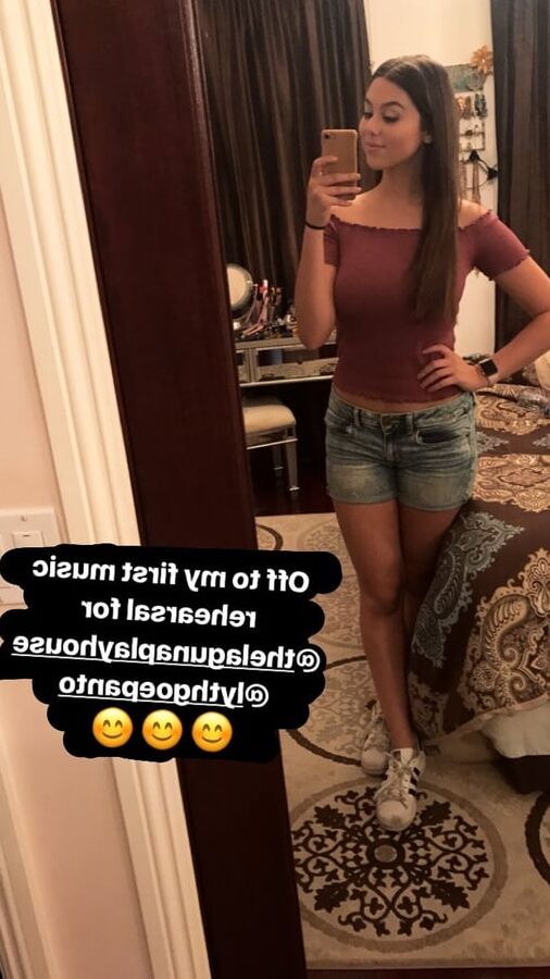 Kira Kosarin