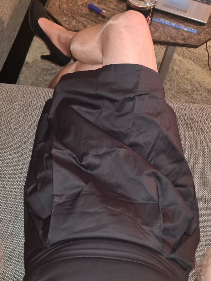 I&;am in stockings and Pumps