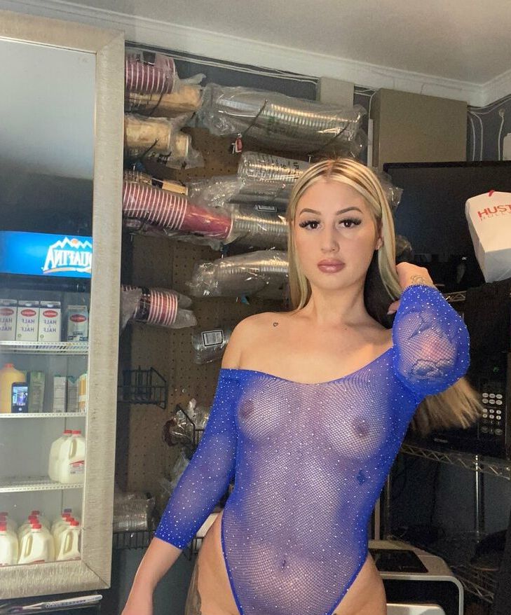 Barista Barbie nude
