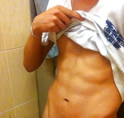 Nice abs !! Nice cock !!